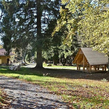 Le Petit Loup, Appartement Neuf Avec Jardin Gerbépal Esterno foto