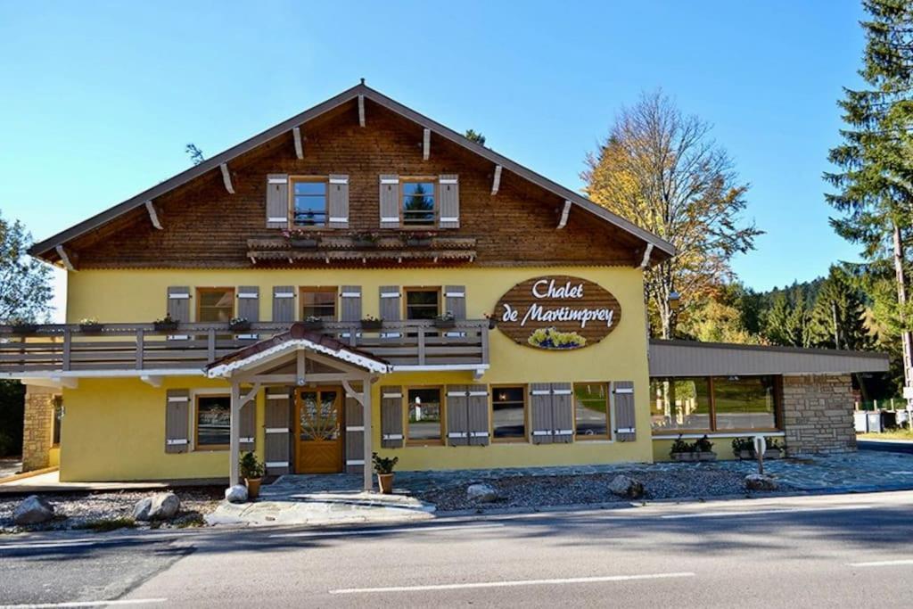 Le Petit Loup, Appartement Neuf Avec Jardin Gerbépal Esterno foto